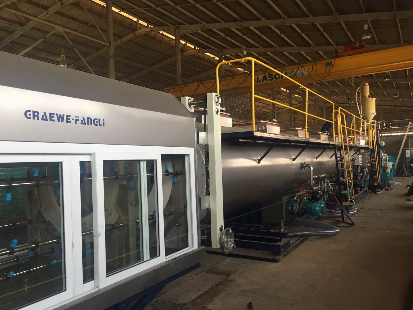 تدابير لحل التيار غير المستقر للجهاز الرئيسي لطارد البلاستيك