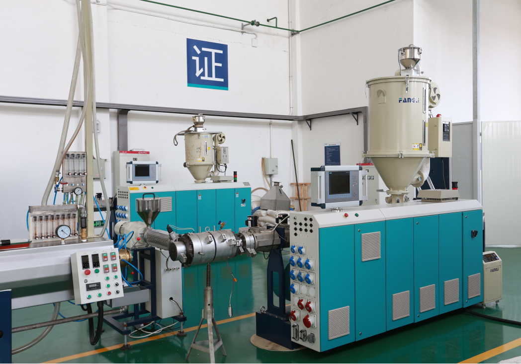 صيانة آلة الطارد ذات اللولب المفرد